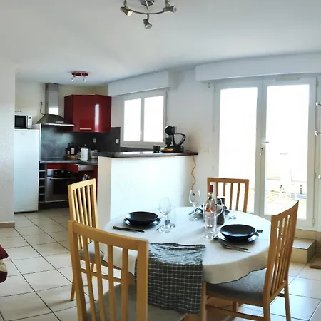Apartment Avec Terrasse Et Belle Vue Sur Palalda